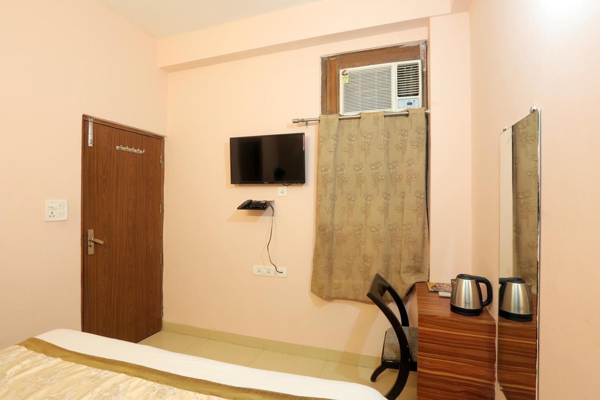Hotel Ginger Palace - Corporate Hotel Noida Sector 62 Exterior photo