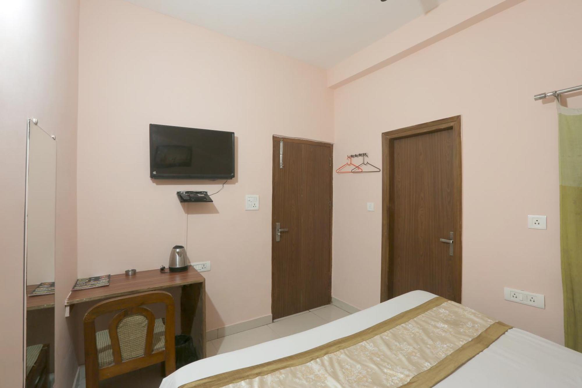 Hotel Ginger Palace - Corporate Hotel Noida Sector 62 Exterior photo