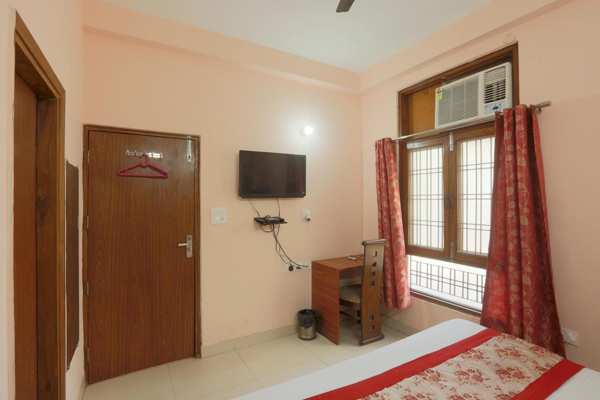 Hotel Ginger Palace - Corporate Hotel Noida Sector 62 Exterior photo