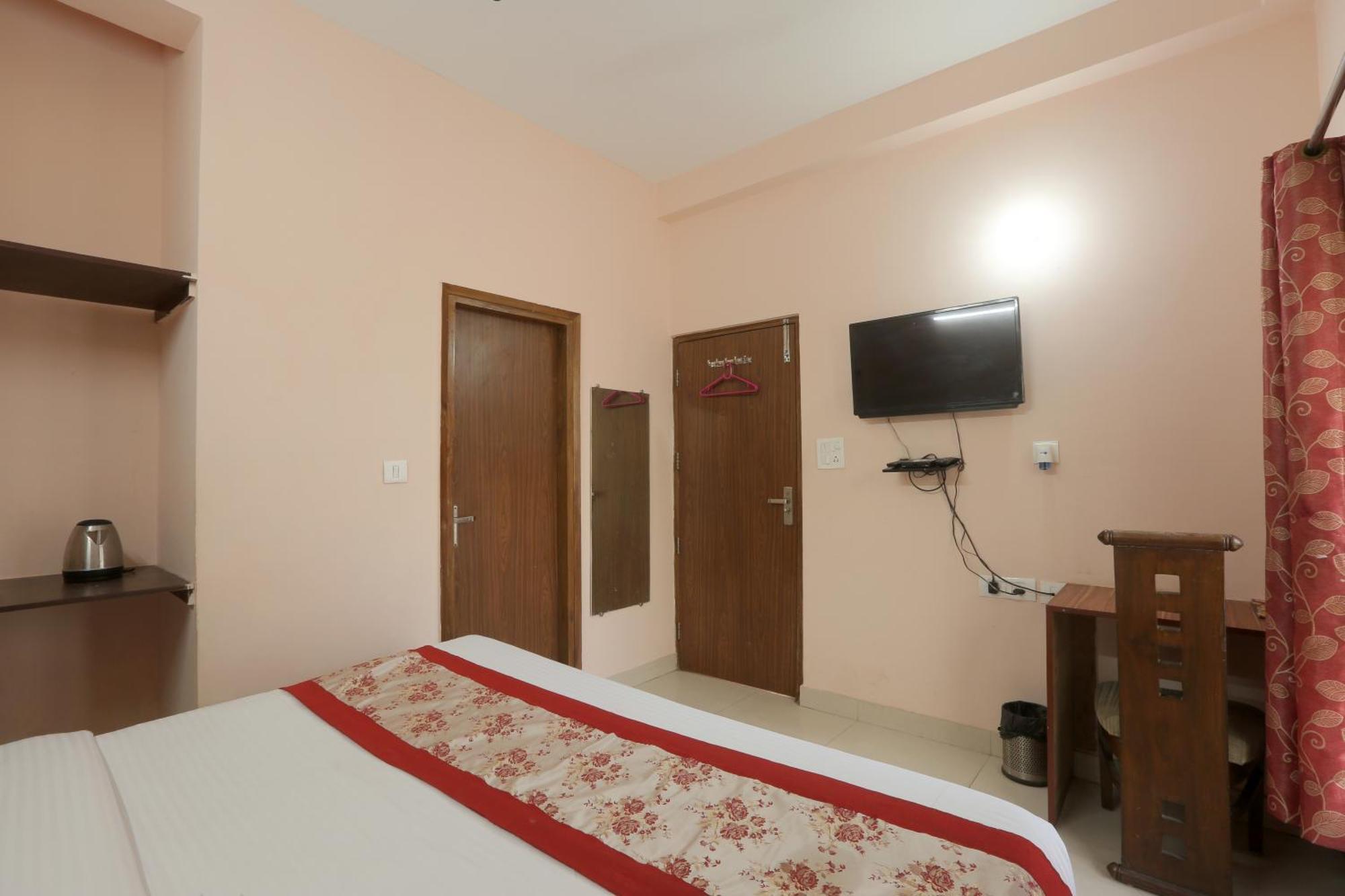 Hotel Ginger Palace - Corporate Hotel Noida Sector 62 Exterior photo